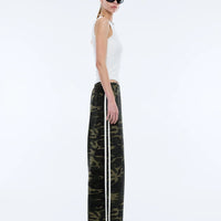 Ena Pelly Myla Wide Leg Pant - Camo Print