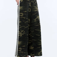 Ena Pelly Myla Wide Leg Pant - Camo Print
