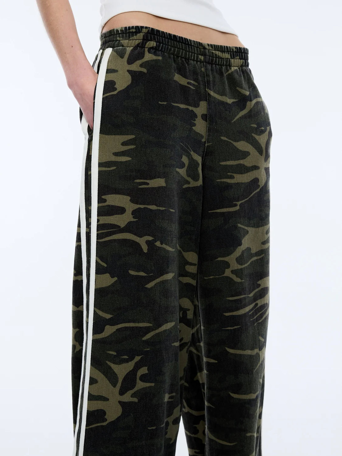 Ena Pelly Myla Wide Leg Pant - Camo Print