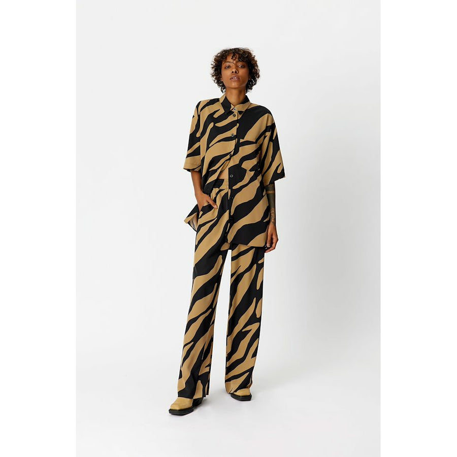 Gestuz BothildeGZ SS Shirt - Maxi Zebra Tiger's Eye