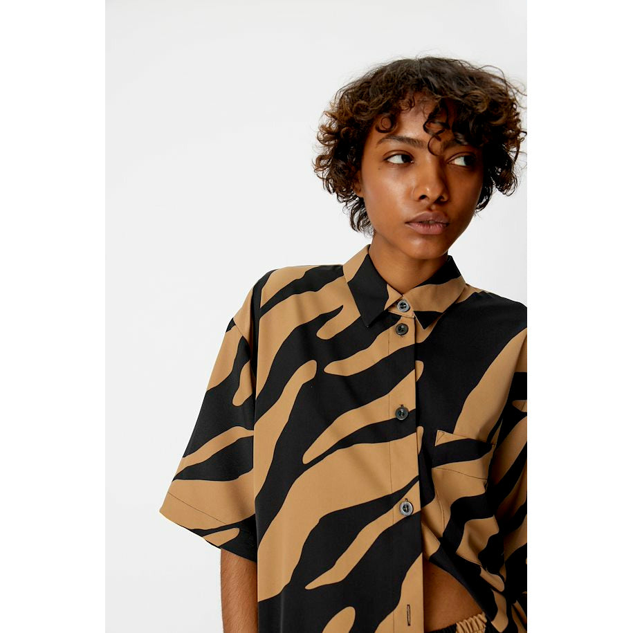 Gestuz BothildeGZ SS Shirt - Maxi Zebra Tiger's Eye