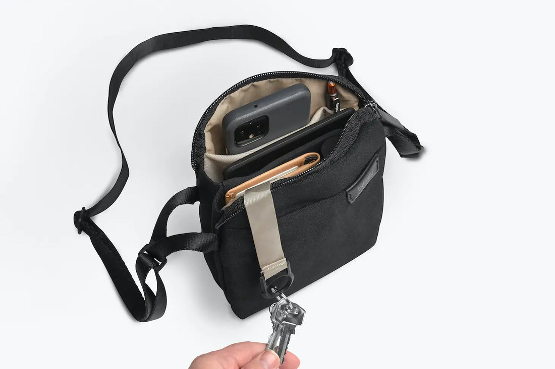 Bellroy City Pouch - Melbourne Black